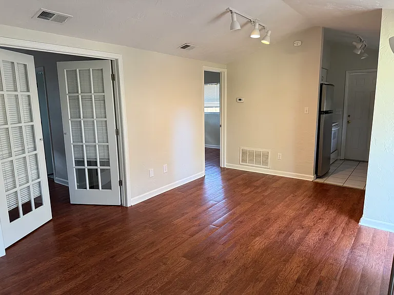 415 2nd Ave — Photo 6