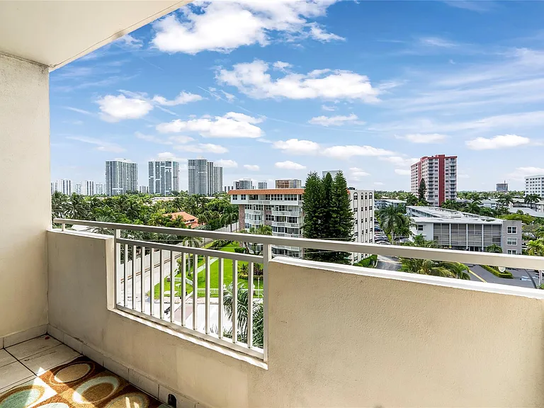 3180 S Ocean Dr #517 — Photo 16