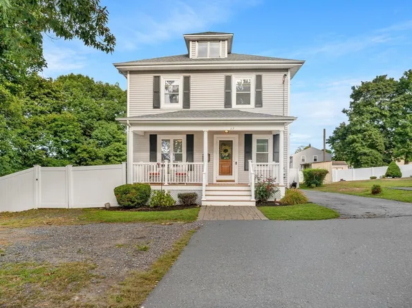 17 Nowell St, Saugus, MA 01906