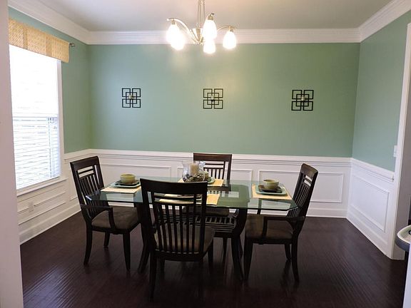 133 Egret Formal Dining