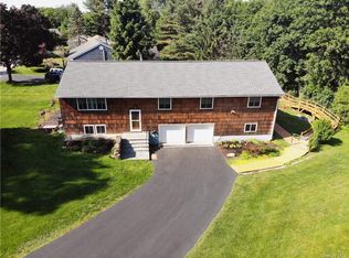 2693 Farsund Ct, Yorktown Heights, NY 10598