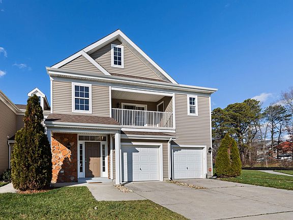 2nd image of 653 London Ct #Ii