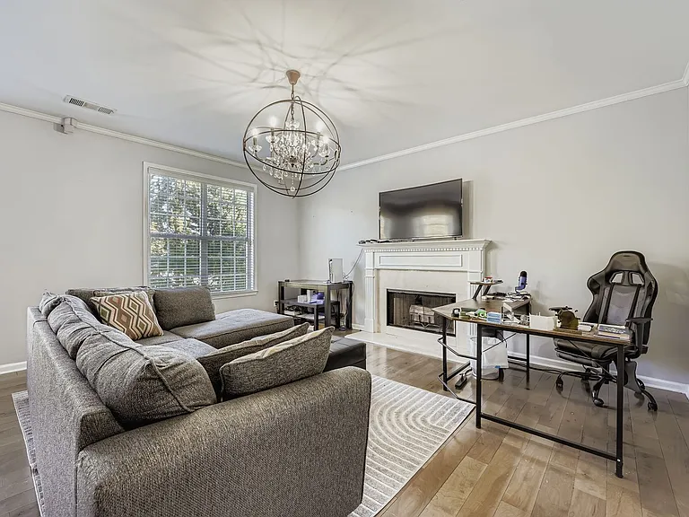 3230 Tucker Pointe Dr — Photo 14