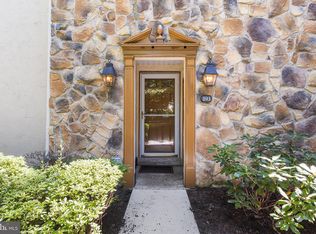 193 Valley Stream Ln #193, Wayne, PA 19087