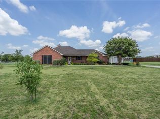 736 Meadowview Cir, Van Alstyne, TX 75495