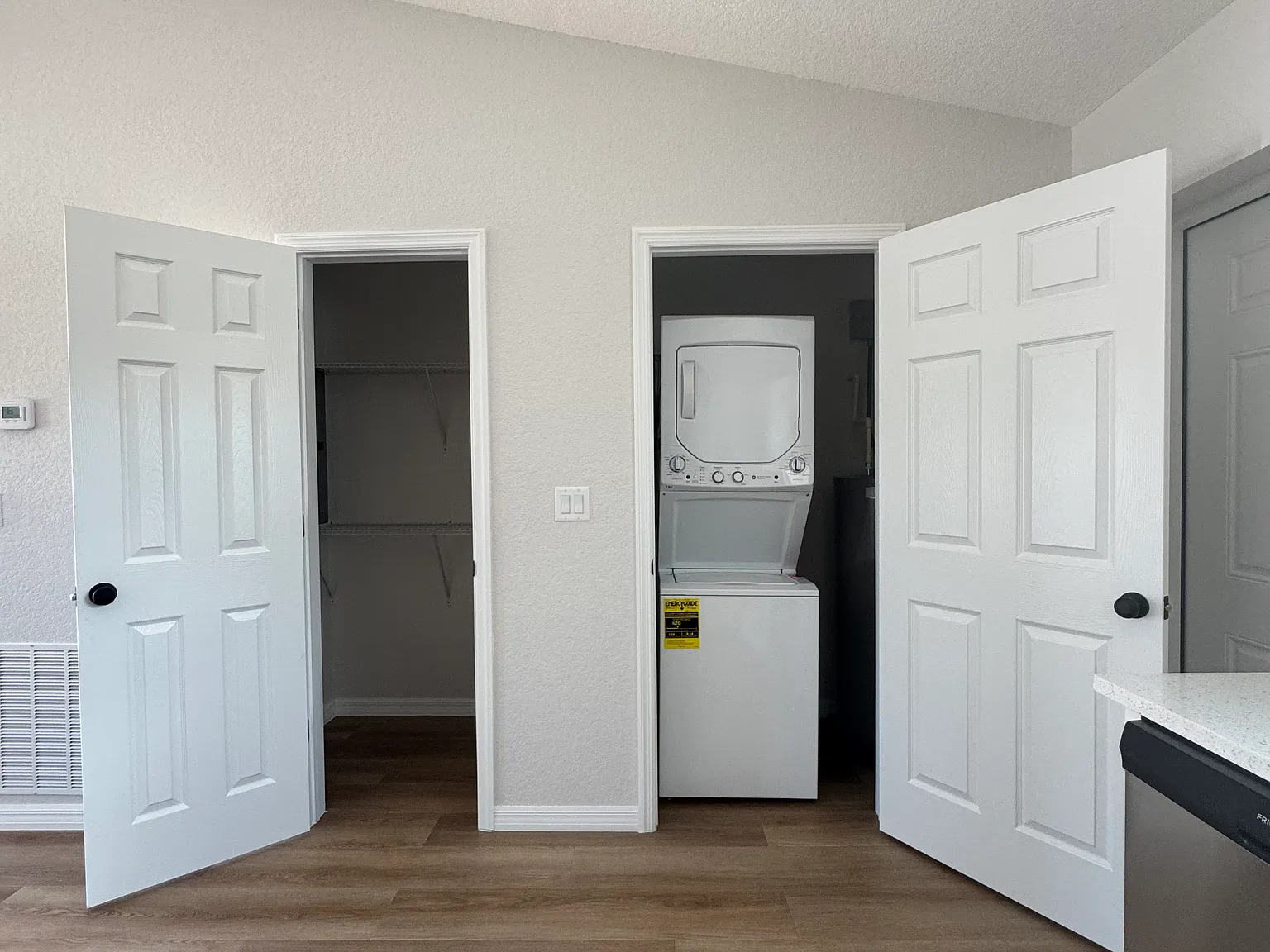 1 bed, 756 sqft, $1,150 — Photo 3