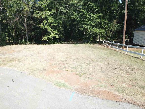 4th image of 8876 Deerwood Dr