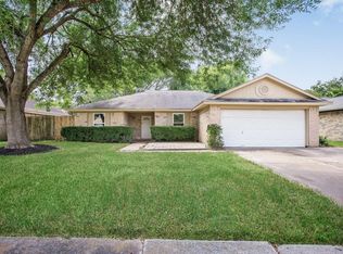 12011 Fallbrook Dr, Houston, TX 77065