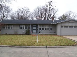 1011 S Rutter Ave, Chanute, KS 66720