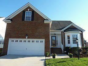 1st image of 428 River Arch Dr