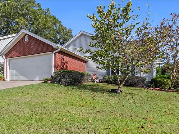 4th image of 2639 Meadowlark Ln
