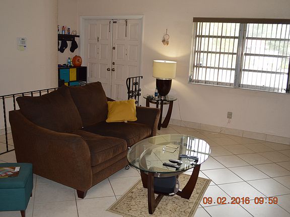 Entrance area 