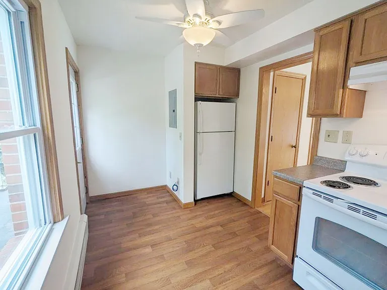 3118 Harvey St #3 — Photo 16