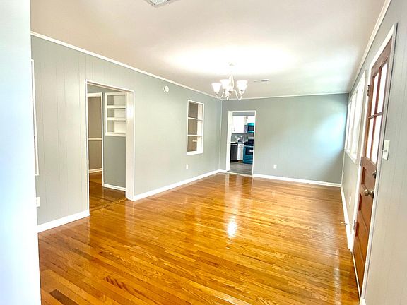 3rd image of 1311 Coral Sea Dr