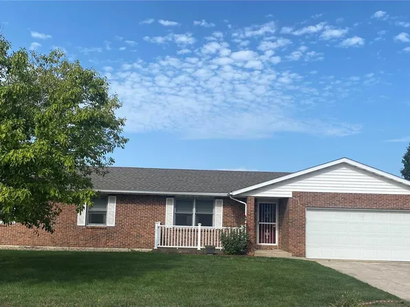 78 Meadows Rd, Hannibal, MO 63401