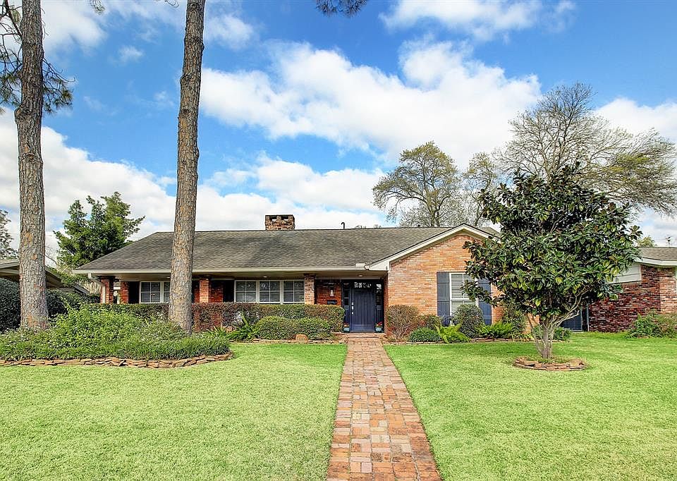 1st image of 10106 Cliffwood Dr
