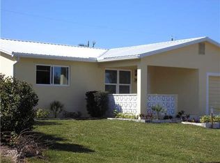 1733 N 18th Ln, Lake Worth, FL 33463