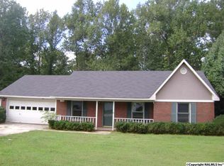141 Katina Rd, Hazel Green, AL 35750