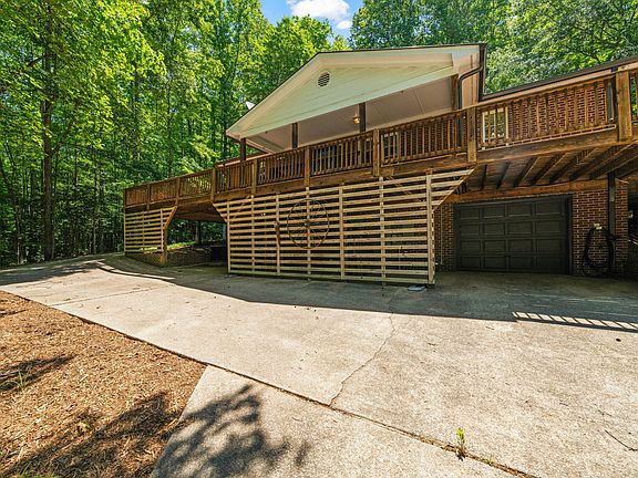 4th image of 3439 Bryantown Rd