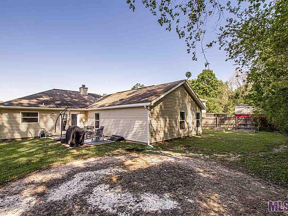 5th image of 17496 Evergreen Hill Dr