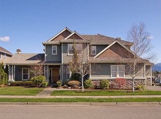 6916 Cascade Ave SE, Snoqualmie, WA 98065