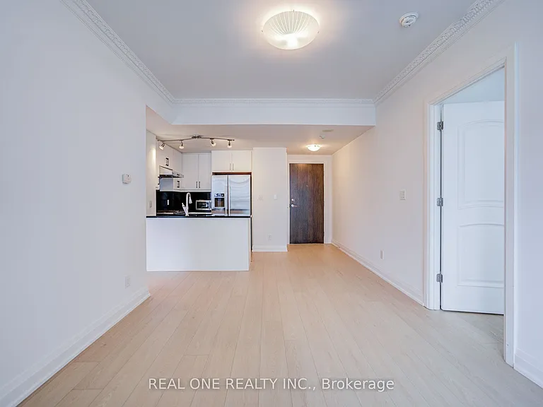 16 Harbour St #3511 — Photo 11