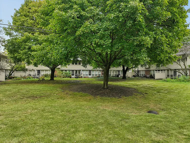 Eton Square Apartments and Townhomes — Photo 48