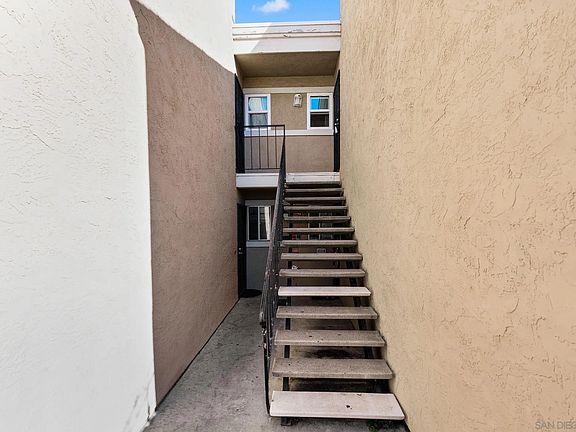 4th image of 475 N Midway Dr Unit 206