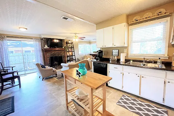 2158A Lower Roswell Rd — Photo 19