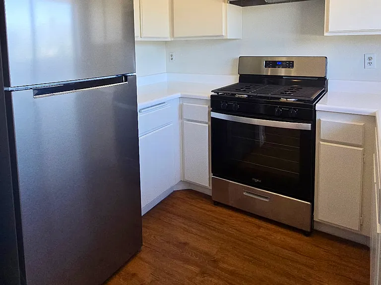 657 W California Ave #3 — Photo 3