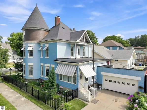 202 Stimson St, Cadillac, MI 49601