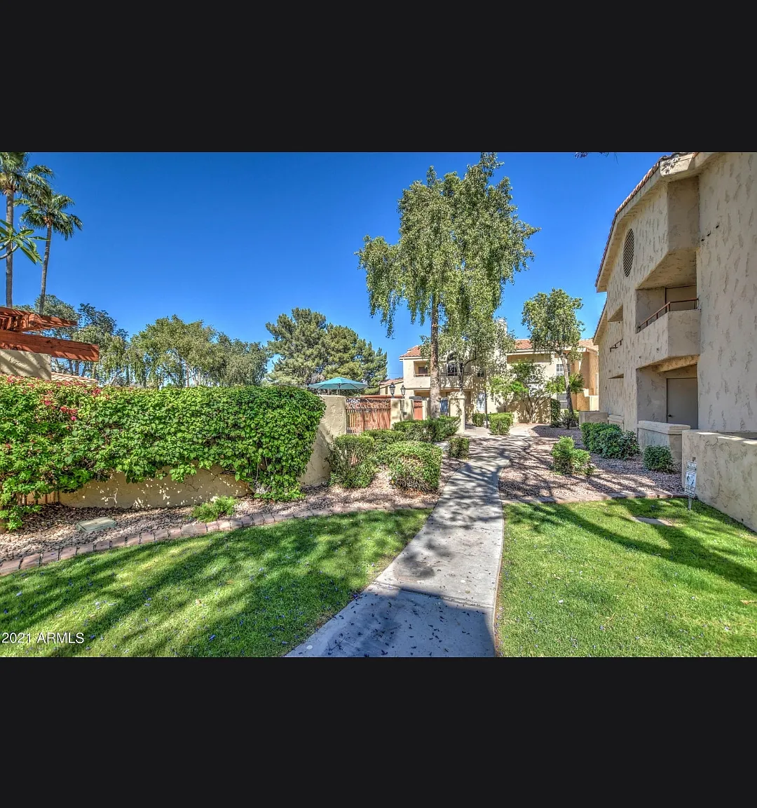 2 bed, 1000 sqft, $1,200 — Photo 4