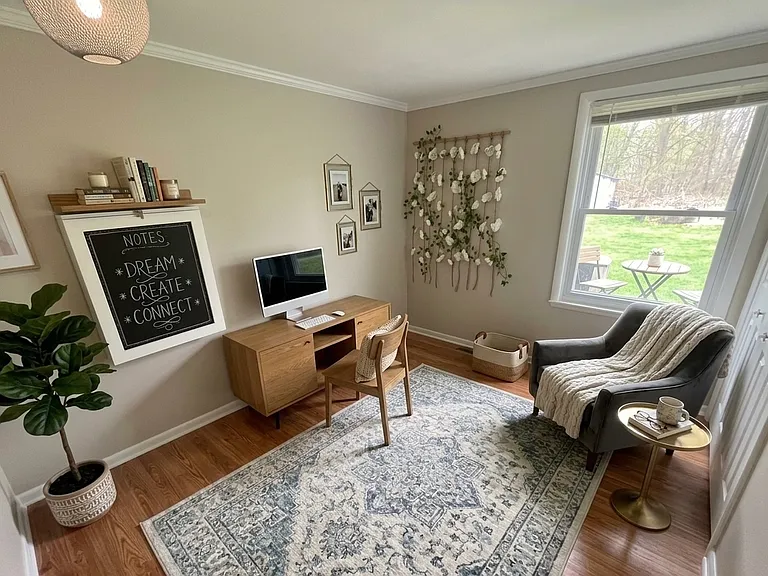5255 Lake Grove Dr — Photo 8