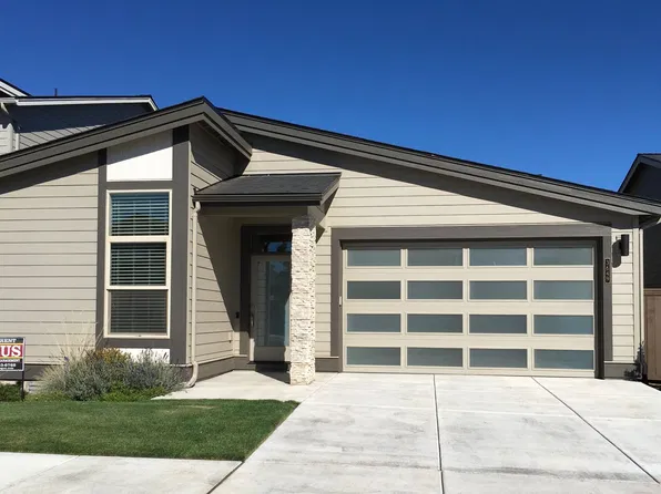 3649 SW Badger Ct, Redmond, OR 97756