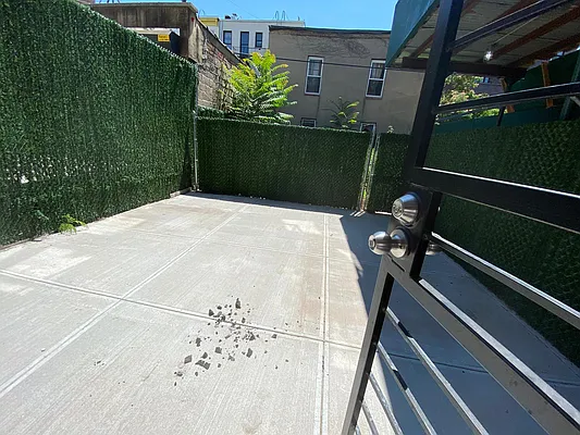 Rented by NY Living Solutions | media 26