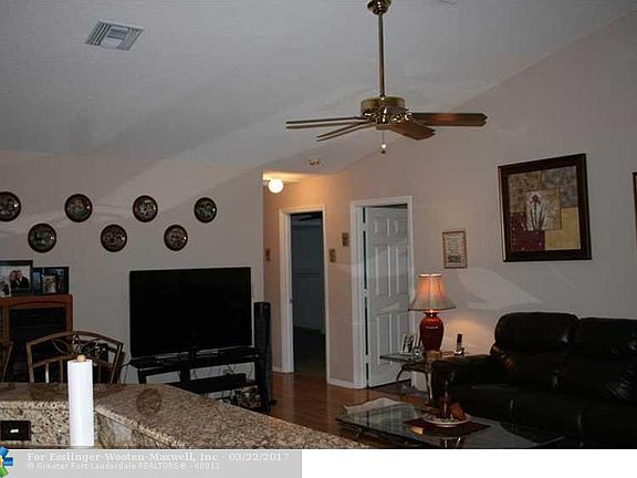 5th image of 4988 NW 96th Dr
