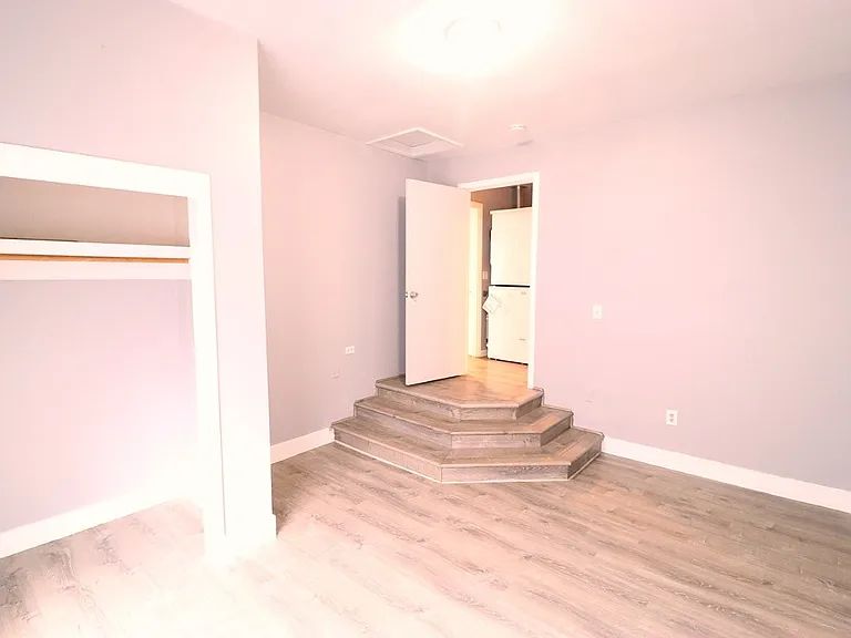 1690 Wilson St — Photo 10