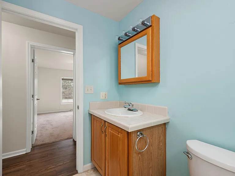 27723 Crozet Dr — Photo 24