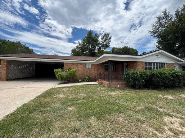 25 E St, Frostproof, FL 33843