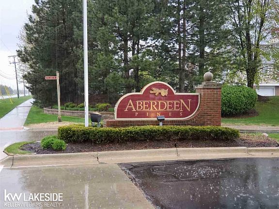 3rd image of 5748 Pine Aires Dr
