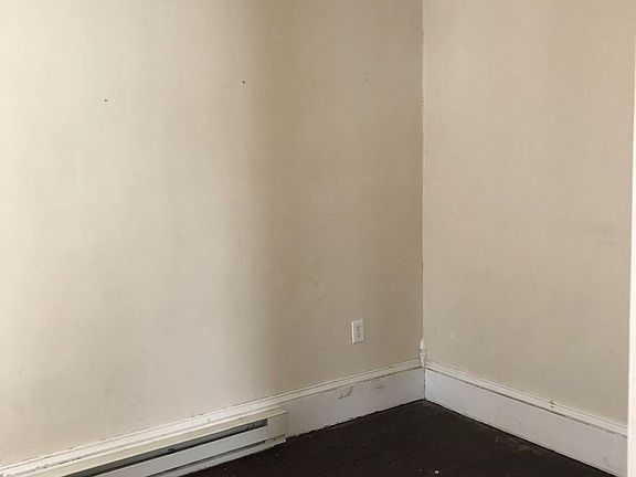 5th image of 4365 N Homer Ave #2