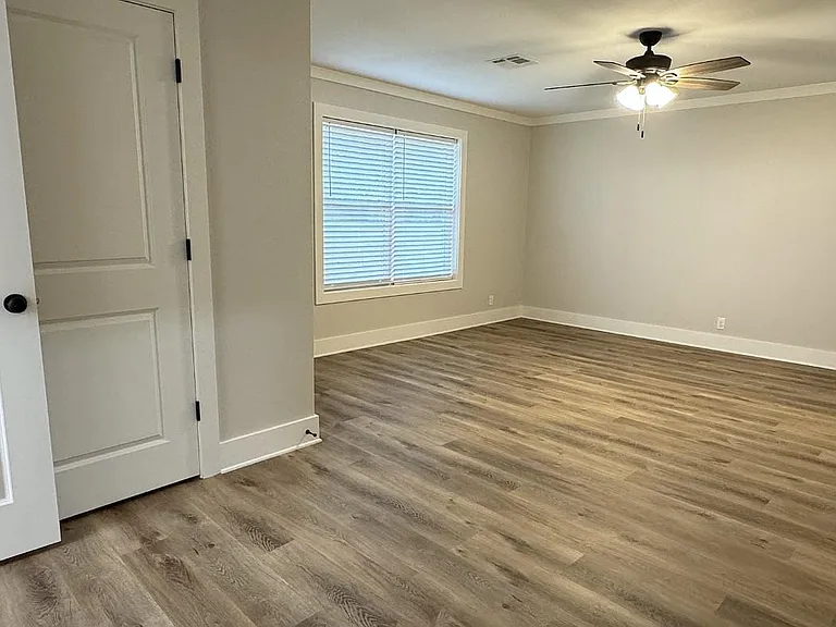 200 Wall Williams Rd — Photo 20