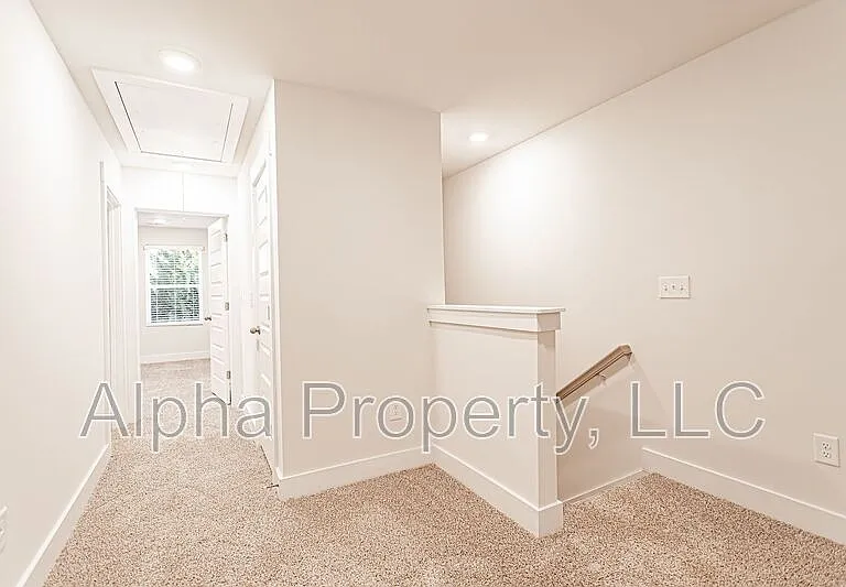 212 Round Back Way — Photo 17