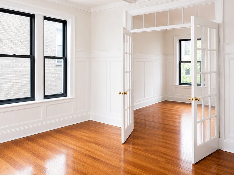 550 Riverside Dr #26 — Photo 1