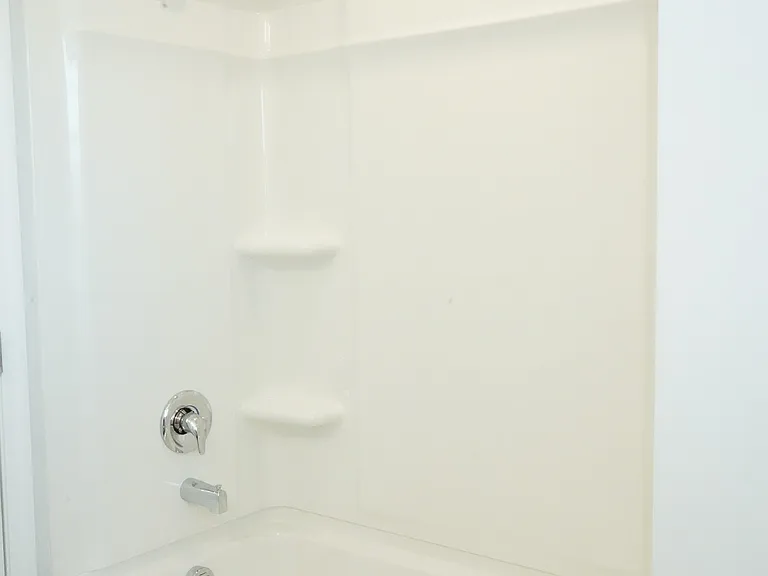142 Brookline Dr — Photo 34