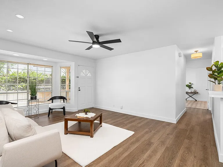306 Mananai Pl #4D — Photo 5