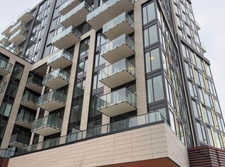 1415 Dundas St E #1107, Oakville, ON L6H 7C4
