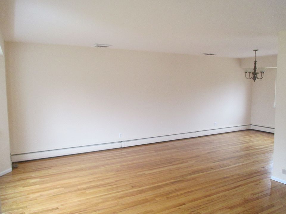 1st image of 468 French Ave