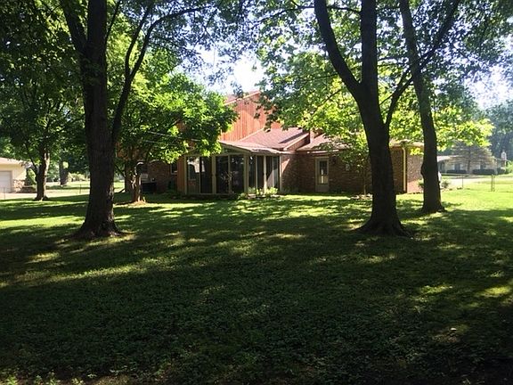 View of back of home