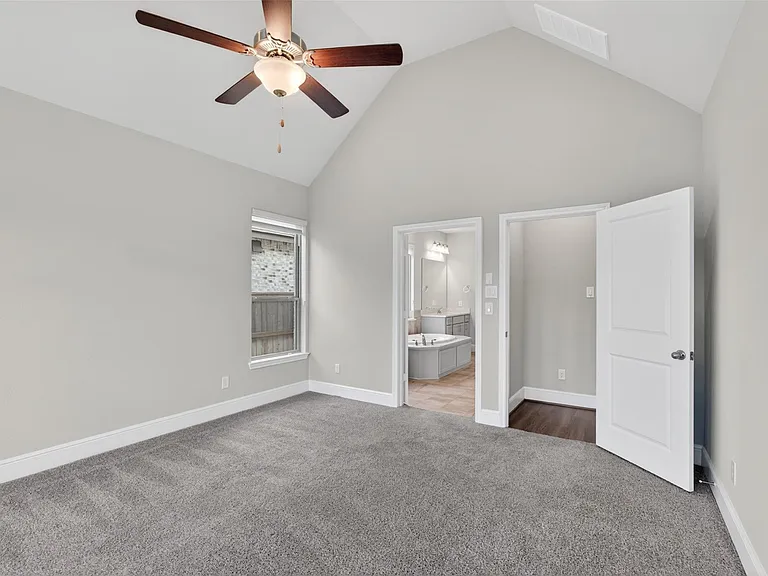 3123 Lantana Trl — Photo 24